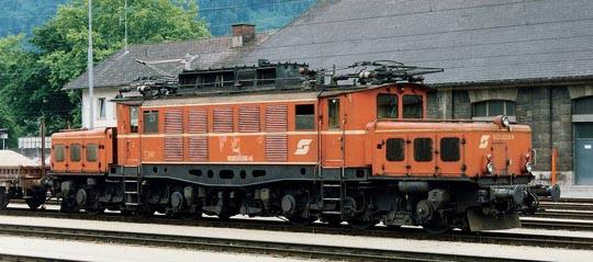 Electric locomotive class Rh 1020 (3-RAIL AC)<br /><a href='images/pictures/Roco/69866.jpg' target='_blank'>Full size image</a>